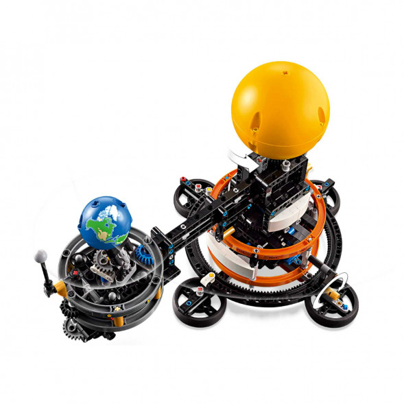 Конструктор LEGO Technic 42179 Планета Земля и Луна на орбите в Волгограде