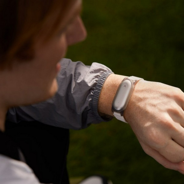 Диктофон Plaud NotePin с ChatGPT, Silver в Волгограде