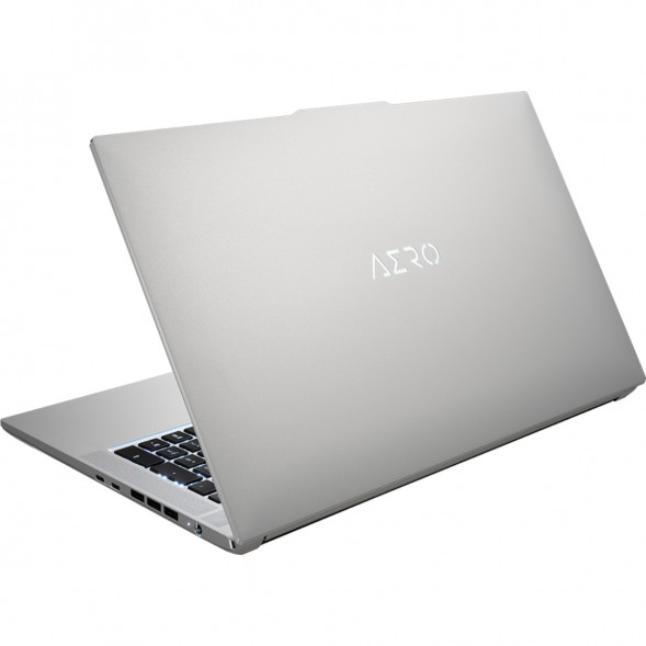 Ноутбук Gigabyte Aero 17 XE5 (XE5-73RU744HP) (17.3&amp;quot;, IPS, Intel Core i7 12700H 2.3ГГц, 14 ядер, 32ГБ DDR5, 1ТБ SSD, NVIDIA GeForce RTX 3070 Ti - 8 ГБ, Windows 11 Pro), серебристый в Волгограде