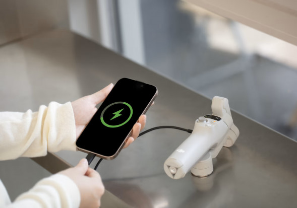 Электрический стабилизатор для смартфона DJI Osmo Mobile 7 в Волгограде