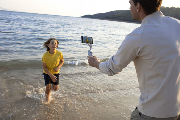 Электрический стабилизатор для смартфона DJI Osmo Mobile 7 в Волгограде