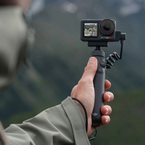 Многофункциональная зарядная ручка DJI Osmo Action в Волгограде