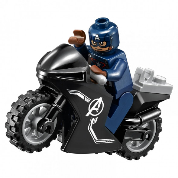 Конструктор LEGO Super Heroes 76032 Погоня на Квинджете Мстителей в Волгограде