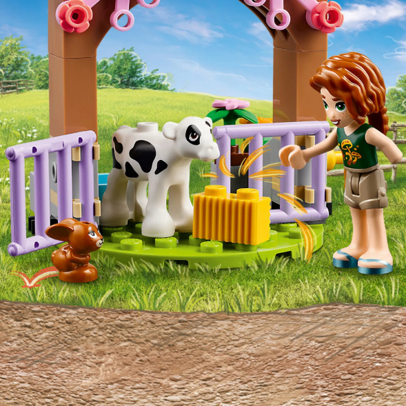 Конструктор LEGO Friends 42607 Осенний сарай для теленка в Волгограде