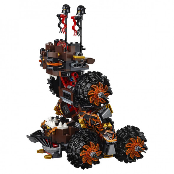 Конструктор LEGO Nexo Knights 70321 Роковое наступление Генерала Магмара в Волгограде