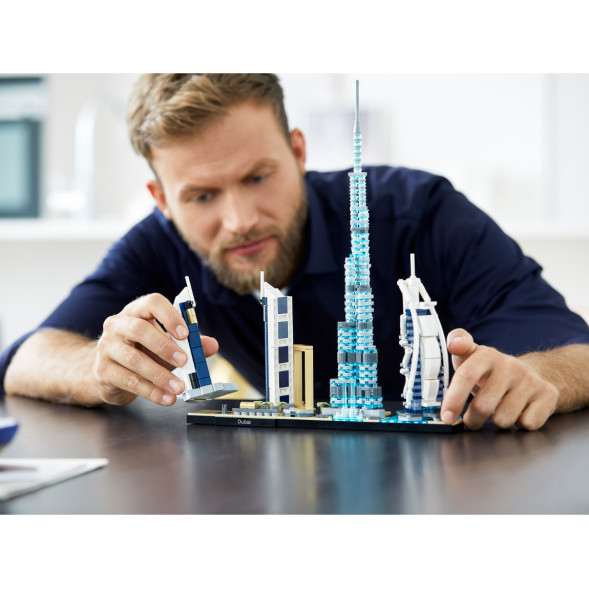 Конструктор LEGO Architecture 21052 Дубай в Волгограде
