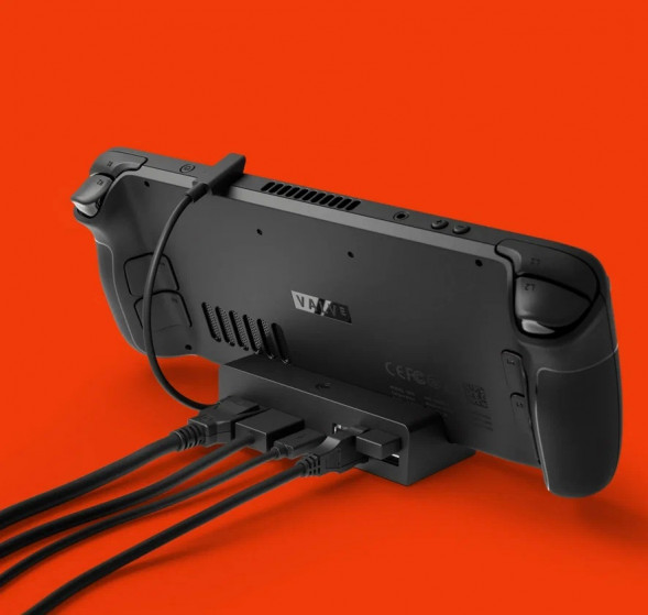 Игровая приставка Valve Steam Deck 64 ГБ SSD, черный в Волгограде