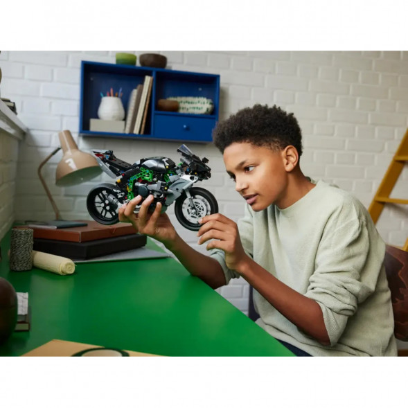 Конструктор LEGO Technic 42170 Мотоцикл Kawasaki Ninja H2R в Волгограде